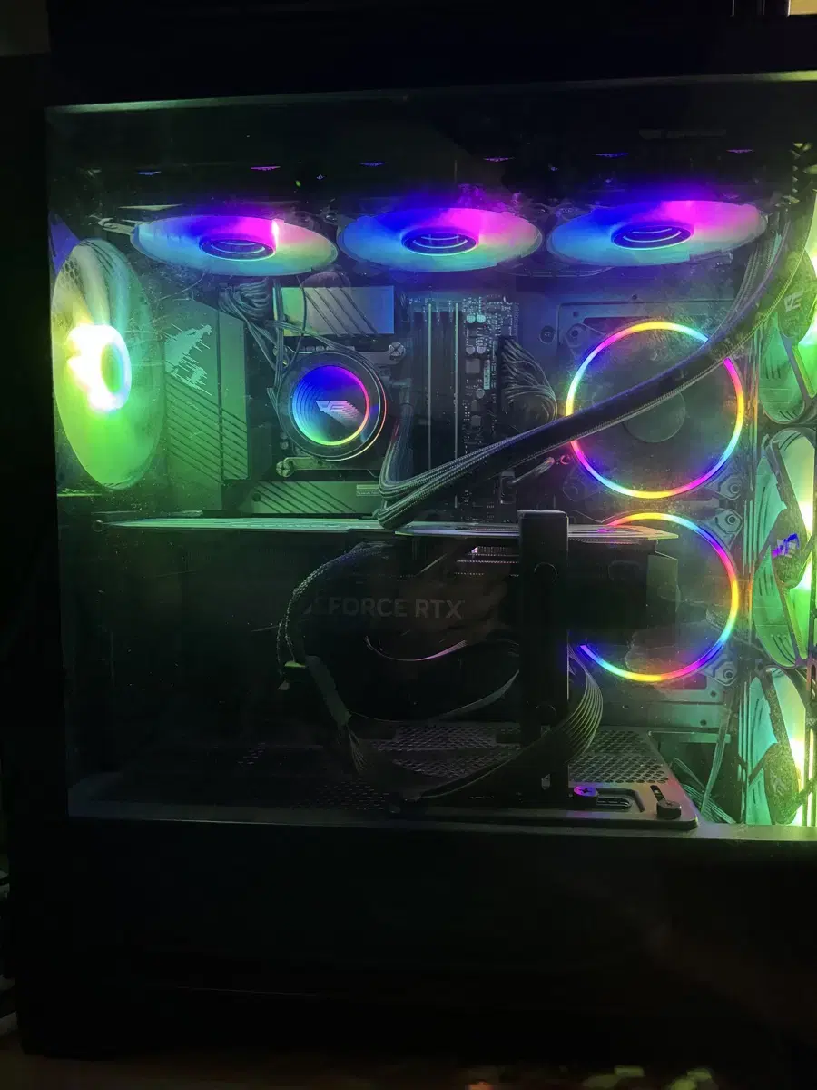 고사양컴퓨터 본체(RTX 4070 Ti, Intel i5-13600K)